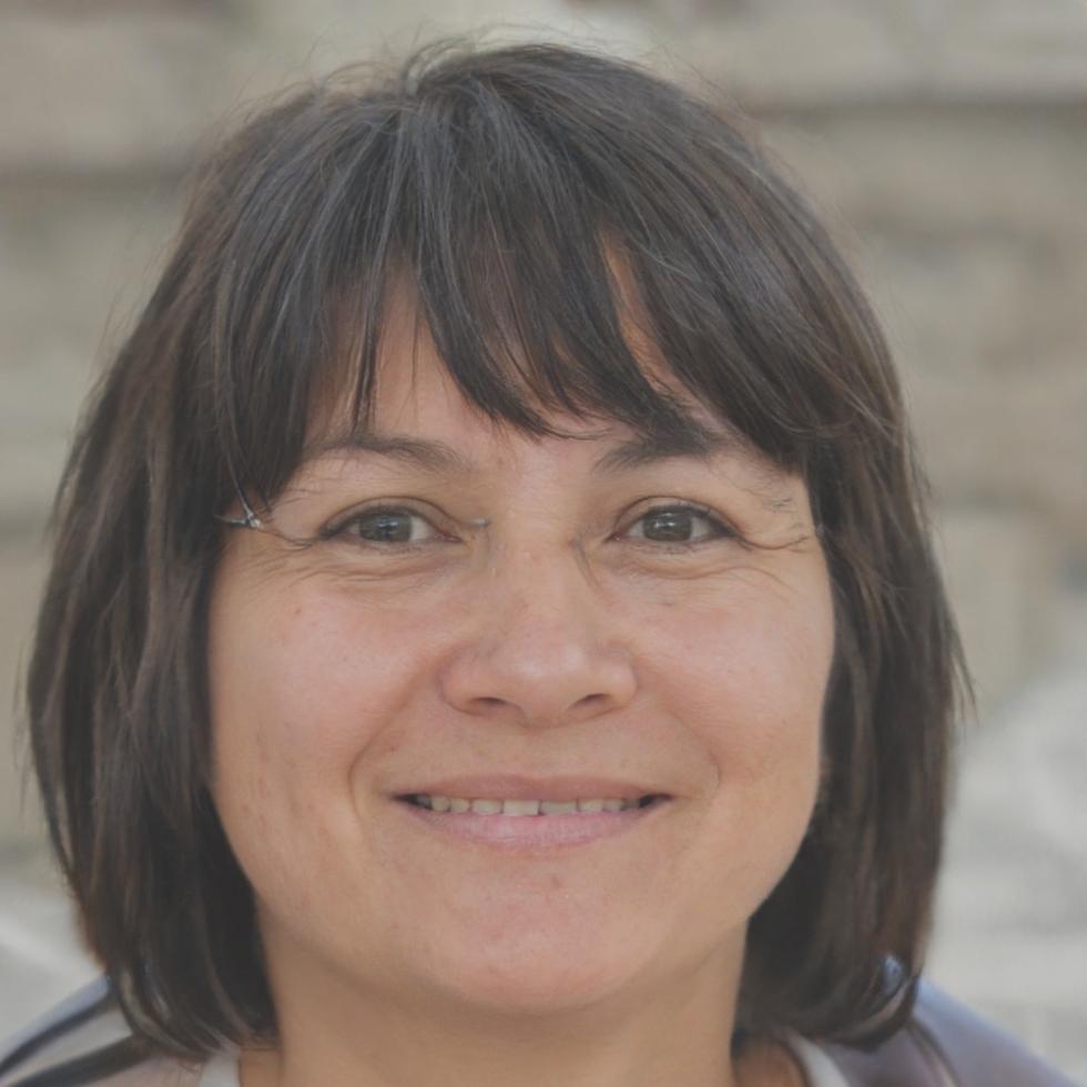 Finanzexpertin Dr. Anna Hoffmann